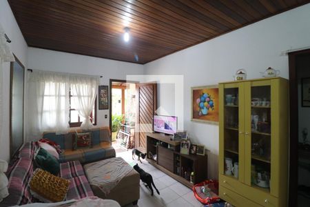 Sala de casa à venda com 4 quartos, 150m² em Feitoria, São Leopoldo