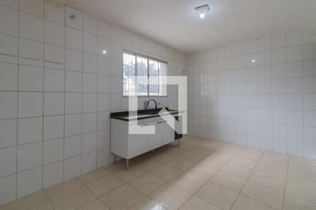 Cozinha de apartamento para alugar com 1 quarto, 65m² em Vila Galvão, Guarulhos