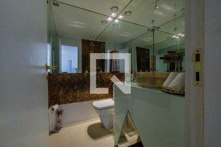 Lavabo de apartamento à venda com 4 quartos, 396m² em Barra da Tijuca, Rio de Janeiro