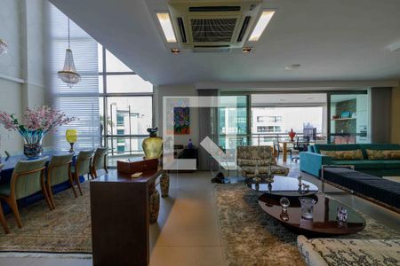 Sala de apartamento à venda com 4 quartos, 396m² em Barra da Tijuca, Rio de Janeiro