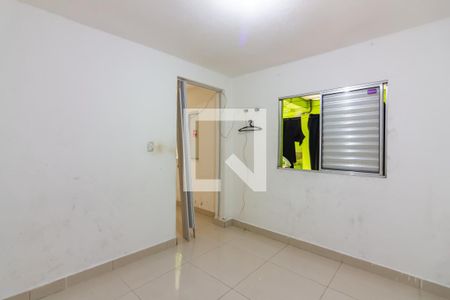 Quarto 1 de casa para alugar com 2 quartos, 50m² em Bussocaba, Osasco