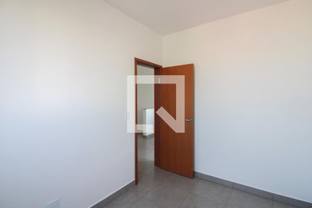 Quarto 1 de apartamento à venda com 2 quartos, 50m² em Letícia, Belo Horizonte