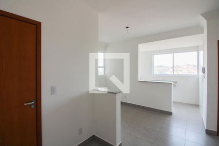 Sala de apartamento à venda com 2 quartos, 50m² em Letícia, Belo Horizonte