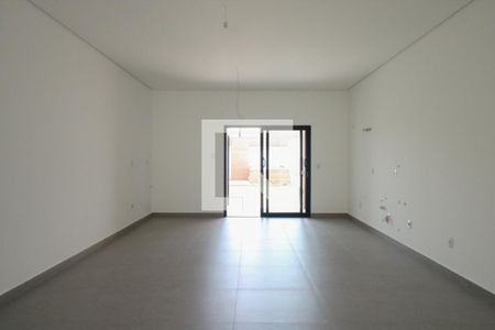 Casa à venda com 236m², 3 quartos e 4 vagasSala/Cozinha