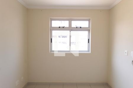 Suite de apartamento à venda com 3 quartos, 89m² em Heliópolis, Belo Horizonte