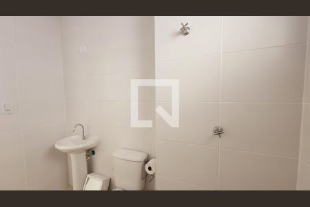 Banheiro de apartamento para alugar com 2 quartos, 54m² em Chácara Segre, Jundiaí