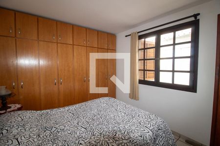 Quarto 2 de casa à venda com 3 quartos, 150m² em Vila Butantã, São Paulo