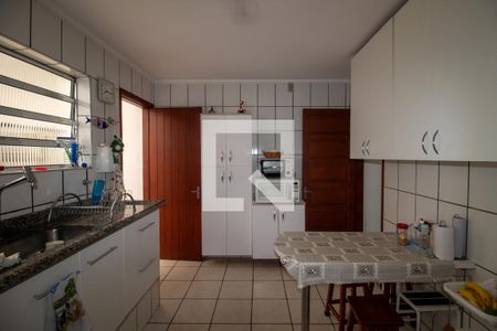 Cozinha de casa à venda com 3 quartos, 150m² em Vila Butantã, São Paulo