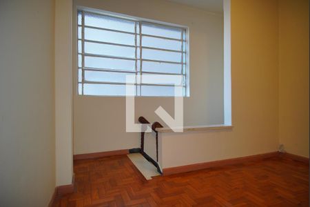 Sala de apartamento à venda com 2 quartos, 75m² em Auxiliadora, Porto Alegre