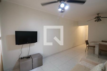 Sala de apartamento para alugar com 3 quartos, 90m² em Jardim Las Palmas, Guarujá