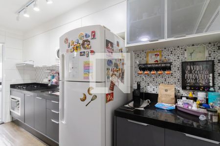 Cozinha de apartamento à venda com 2 quartos, 58m² em Vila Rosália, Guarulhos