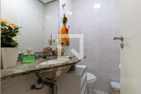 Lavabo de apartamento para alugar com 4 quartos, 133m² em Tijuca, Rio de Janeiro