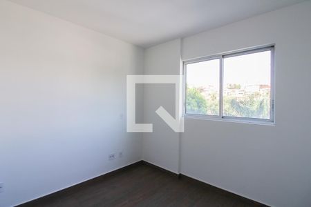 Suíte de apartamento para alugar com 3 quartos, 72m² em Candelária, Belo Horizonte