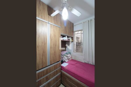 Quarto 2 de casa à venda com 2 quartos, 58m² em Vila Cloris, Belo Horizonte