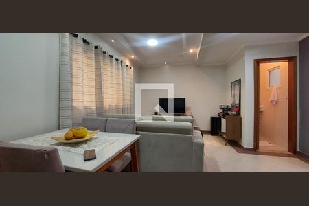 Sala de casa à venda com 3 quartos, 90m² em Jardim Santo Antônio, Santo André