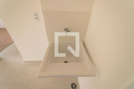 Banheiro de apartamento para alugar com 2 quartos, 35m² em Vila Graciosa, São Paulo