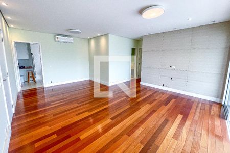 Sala de apartamento para alugar com 4 quartos, 140m² em Pinheiros, São Paulo