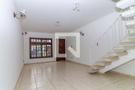 Sala de casa para alugar com 3 quartos, 130m² em Vila Anglo Brasileira, São Paulo