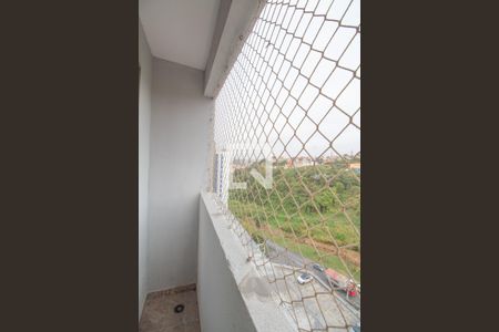 Vista Sala de apartamento para alugar com 2 quartos, 48m² em Jardim Santa Teresinha, São Paulo