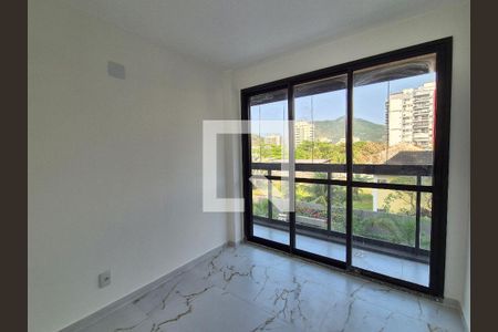 Quarto de apartamento para alugar com 2 quartos, 75m² em Recreio dos Bandeirantes, Rio de Janeiro