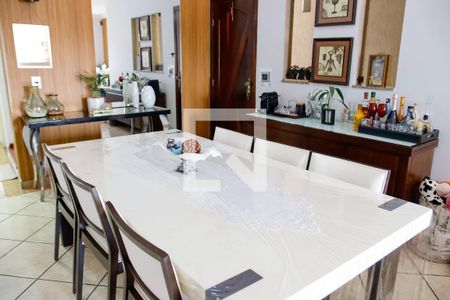 sala de casa à venda com 4 quartos, 198m² em Cipava, Osasco