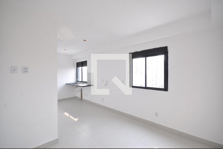 Sala/Quarto de kitnet/studio à venda com 1 quarto, 32m² em Vila Guilherme, São Paulo