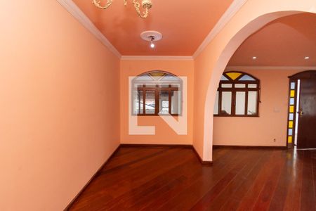 Sala de Estar e Jantar de casa para alugar com 4 quartos, 150m² em Água Branca, Contagem