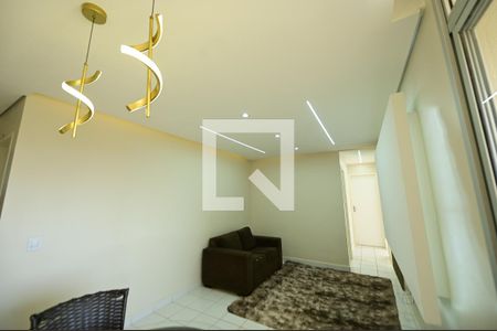 Sala de apartamento para alugar com 3 quartos, 70m² em Vila São Luiz, Goiânia