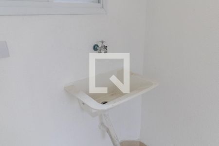 Sala/Cozinha/Área de Serviço de apartamento para alugar com 2 quartos, 42m² em Vila Sao Geraldo, São Paulo