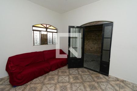 Sala de casa à venda com 3 quartos, 360m² em Bairro da Glória, Contagem