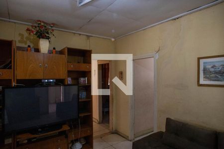 Sala de casa à venda com 4 quartos, 300m² em Pirajá, Belo Horizonte