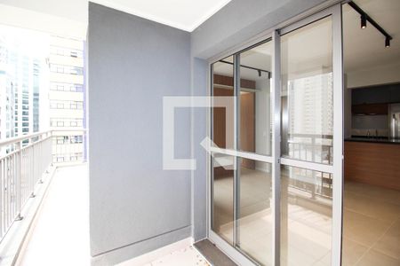 Varanda  de apartamento à venda com 1 quarto, 69m² em Moema, São Paulo