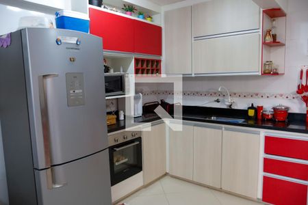 Casa à venda com 217m², 3 quartos e 2 vagas Casa à venda com 217m², 3 quartos e 2 vagasCozinha