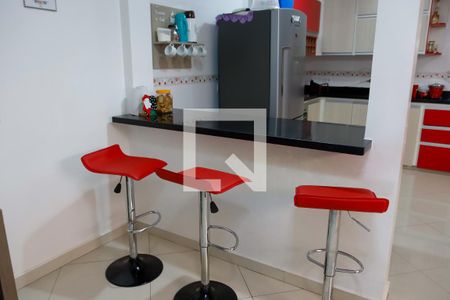 Casa à venda com 217m², 3 quartos e 2 vagas Casa à venda com 217m², 3 quartos e 2 vagasCozinha