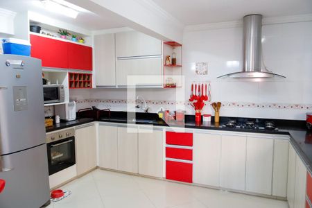 Casa à venda com 217m², 3 quartos e 2 vagas Casa à venda com 217m², 3 quartos e 2 vagasCozinha