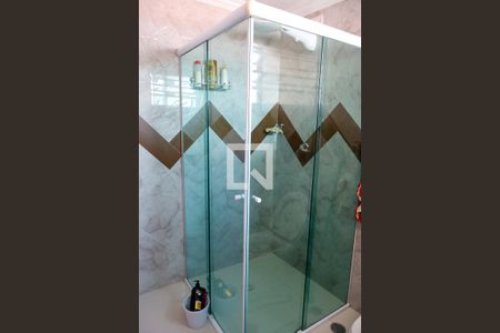 Casa à venda com 217m², 3 quartos e 2 vagas Casa à venda com 217m², 3 quartos e 2 vagasBanheiro da Suíte 3