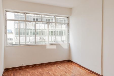 Sala  de apartamento para alugar com 2 quartos, 80m² em Leme, Rio de Janeiro