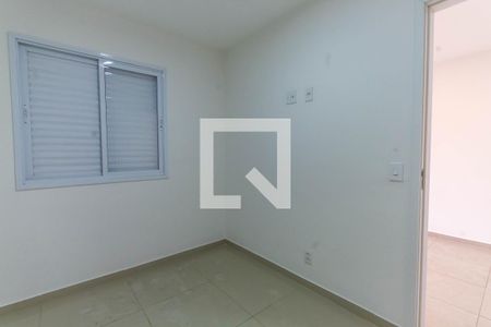 Quarto 1 de apartamento para alugar com 2 quartos, 40m² em Guaiauna, São Paulo