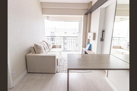 Sala de apartamento para alugar com 2 quartos, 38m² em Vila Invernada, São Paulo