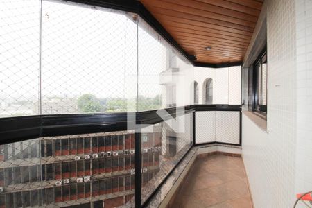 Varanda  de apartamento para alugar com 4 quartos, 251m² em Planalto Paulista, São Paulo