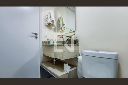 Apartamento à venda com 68m², 2 quartos e 1 vaga Apartamento à venda com 68m², 2 quartos e 1 vagaBanheiro