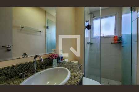 Apartamento à venda com 68m², 2 quartos e 1 vaga Apartamento à venda com 68m², 2 quartos e 1 vagaBanheiro da Suíte