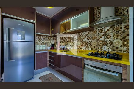 Apartamento à venda com 68m², 2 quartos e 1 vaga Apartamento à venda com 68m², 2 quartos e 1 vagaCozinha