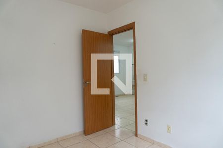 quarto 1 de apartamento para alugar com 2 quartos, 44m² em Chacaras Reunidas Santa Terezinha, Contagem