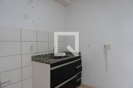 Cozinha de apartamento para alugar com 2 quartos, 44m² em Chacaras Reunidas Santa Terezinha, Contagem