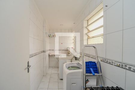 Apartamento à venda com 225m², 2 quartos e sem vaga Apartamento à venda com 225m², 2 quartos e sem vagaÁrea de Serviço