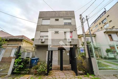 Apartamento à venda com 225m², 2 quartos e sem vaga Apartamento à venda com 225m², 2 quartos e sem vagaFachada
