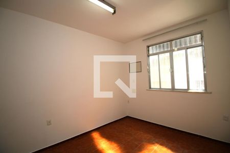 Quarto 2 de apartamento para alugar com 2 quartos, 60m² em Inhaúma, Rio de Janeiro