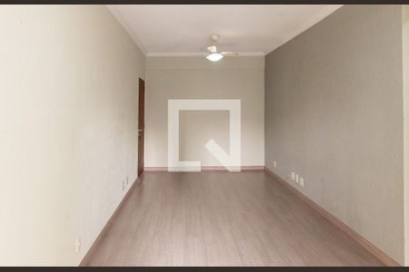 Sala de apartamento à venda com 1 quarto, 61m² em Vila Itapura, Campinas