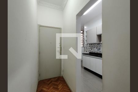 Entrada de apartamento à venda com 1 quarto, 56m² em Tijuca, Rio de Janeiro